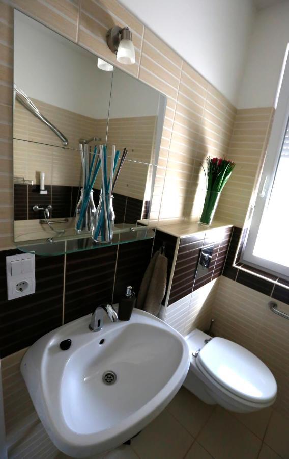 Mandara Wellnes Apartmanok Siófok Eksteriør bilde